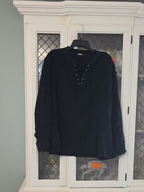 Men's Black Lace-Up Crewneck Shirt